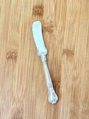 Vintage Sterling Silver Chantilly By Gorham Butter Spreader